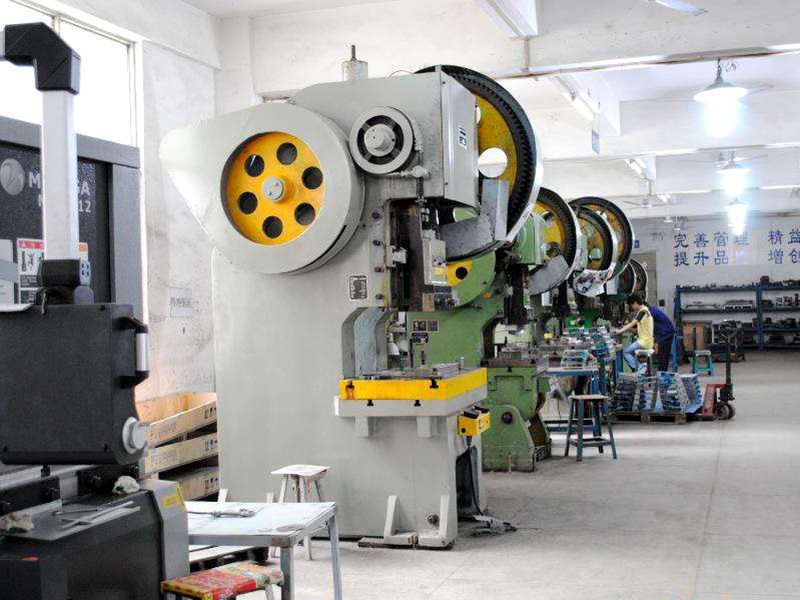 五金加工廠工資怎麼樣？各類職位介紹