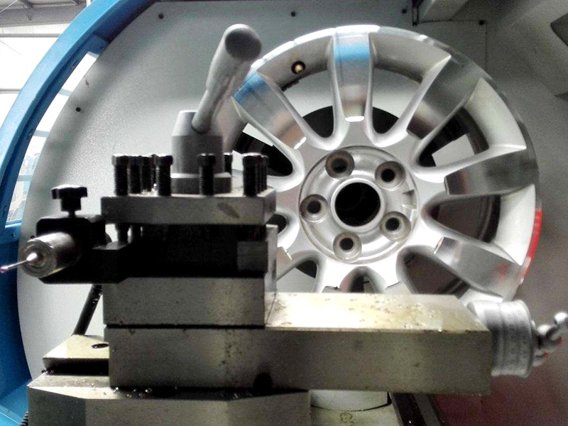 車床車槽都是一次加工到底的嗎？