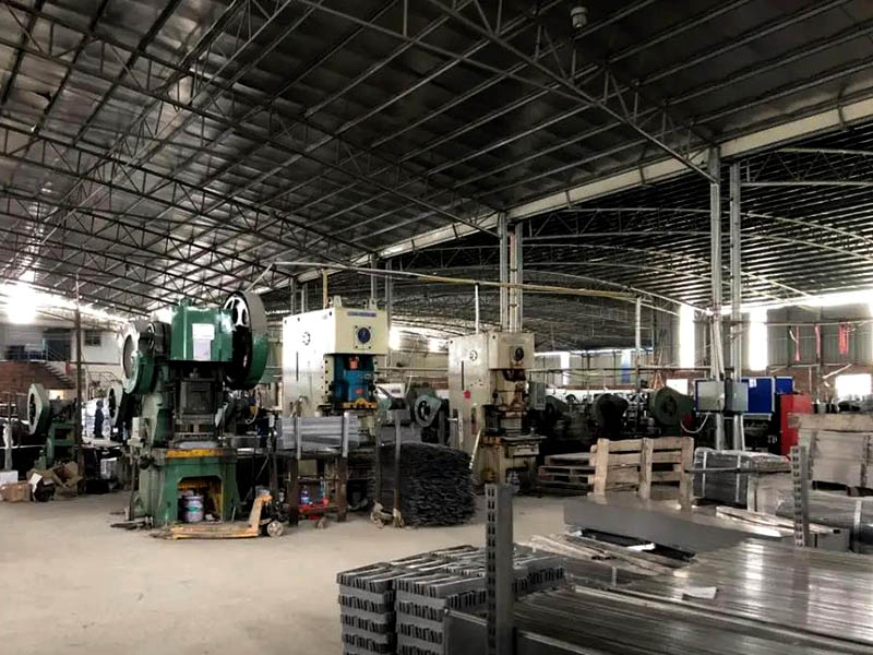 五金加工廠需要投資多少？開五金加工廠要求！